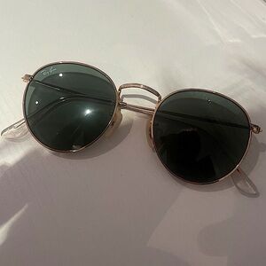 Ray-Ban Round Metal Sunglasses Gold Rim with Green Lens